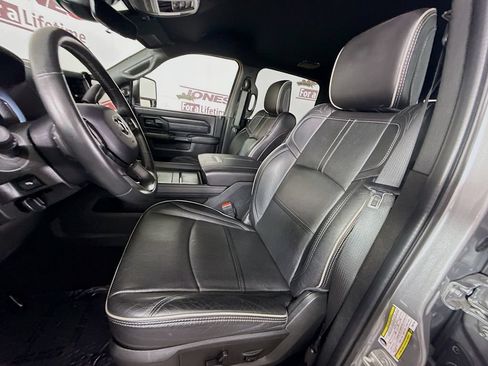 Used 2023 RAM 2500 Limited AWD/4WD image 26