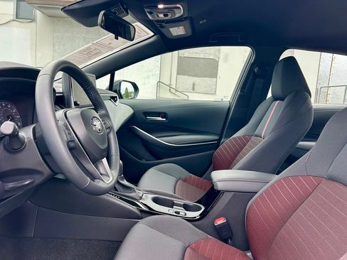 Certified 2025 Toyota Corolla SE w/ Convenience Package FWD image 10