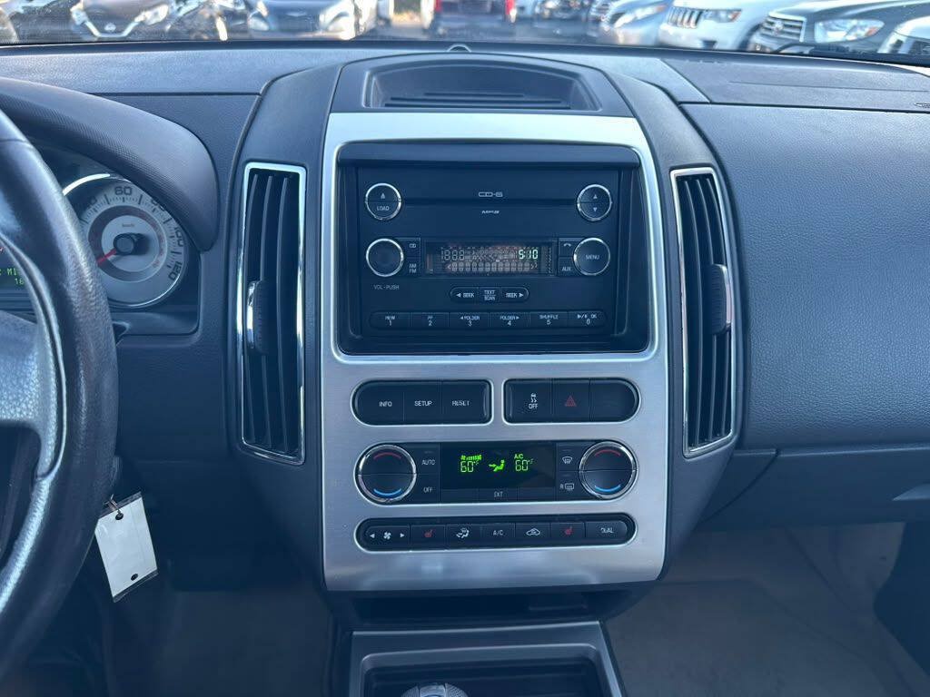 Used 2010 Ford Edge Limited FWD image 17
