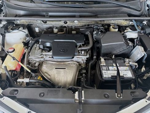 Used 2015 Toyota RAV4 XLE FWD image 29