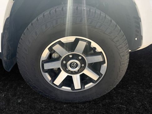 Used 2021 Toyota 4Runner TRD Off-Road Premium w/ Moonroof Package image 27