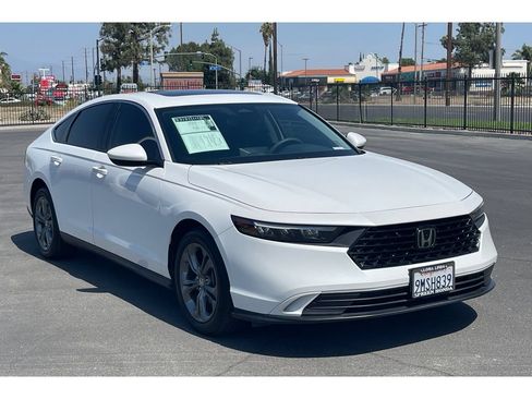 Certified 2024 Honda Accord EX image 8