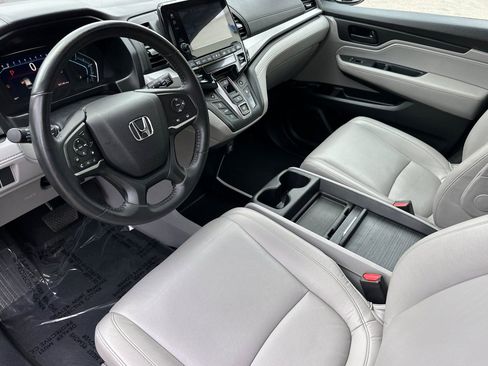 Used 2024 Honda Odyssey EX-L image 11