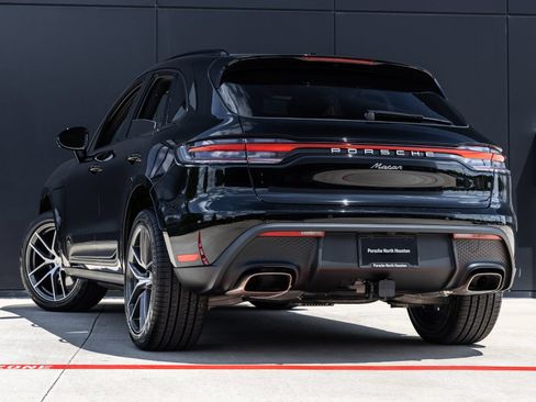 New 2026 Porsche Macan AWD/4WD image 3