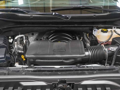 Used 2023 Chevrolet Silverado 1500 LT Trail Boss w/ LT Trail Boss Premium Package AWD/4WD image 33