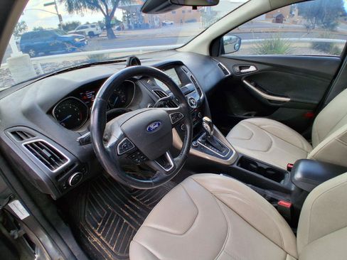 Used 2016 Ford Focus Titanium w/ Titanium Technology Package FWD image 15