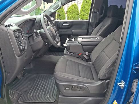Used 2023 Chevrolet Silverado 1500 Custom AWD/4WD image 14