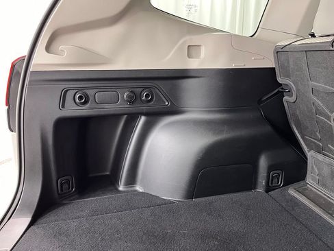 Used 2021 Subaru Forester Premium AWD/4WD image 38