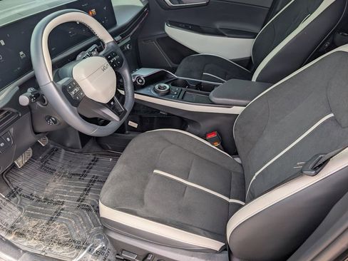 Certified 2025 Kia EV6 GT-Line AWD/4WD image 13
