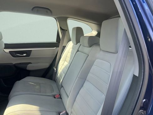 Used 2017 Honda CR-V LX image 18