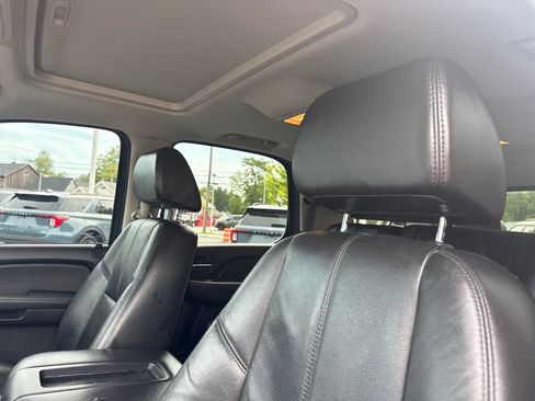 Used 2009 GMC Yukon SLT w/ Preferred Package AWD/4WD image 23