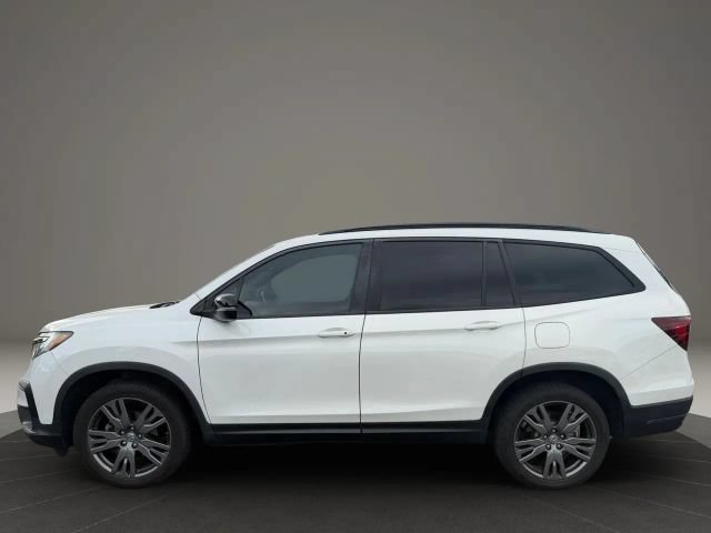 Used 2022 Honda Pilot Sport image 2