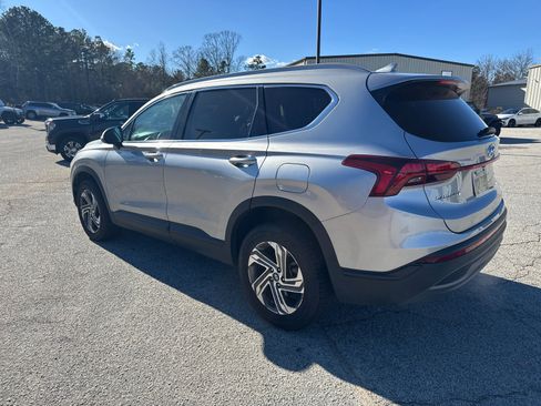 Used 2023 Hyundai Santa Fe SEL image 7