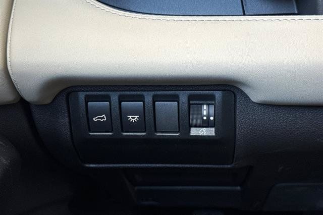 Certified 2025 Subaru Ascent Limited AWD/4WD image 33