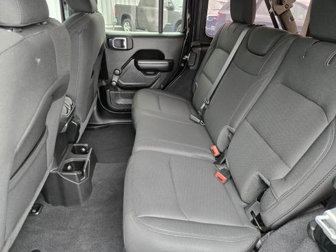 Certified 2021 Jeep Wrangler Unlimited Sport image 24