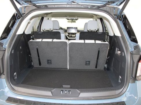 New 2026 Ford Explorer Active RWD image 15