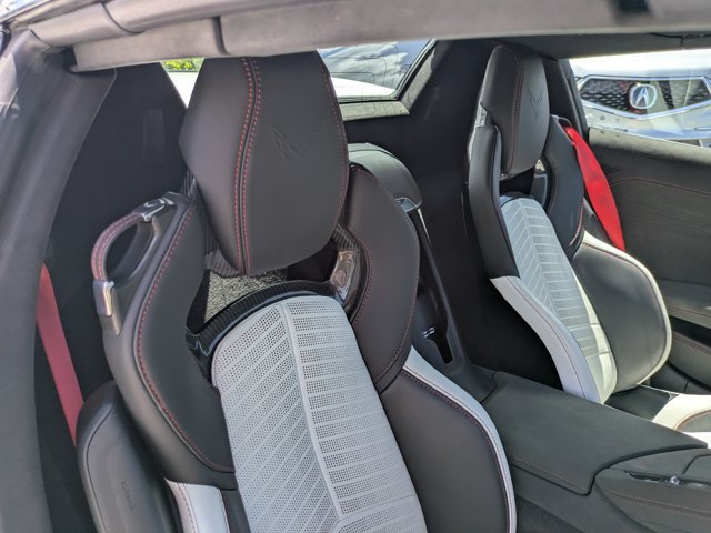 Used 2023 Chevrolet Corvette Z06 RWD image 13