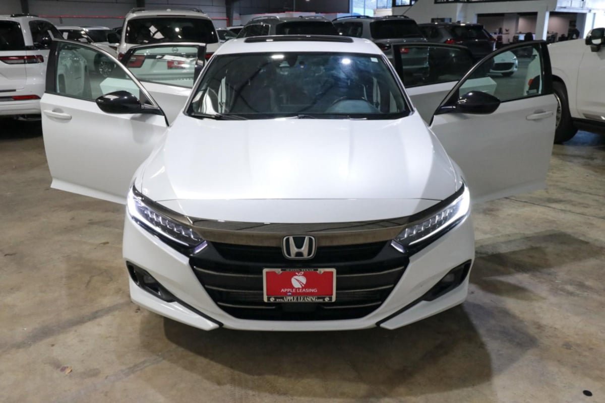 Used 2022 Honda Accord Sport image 28