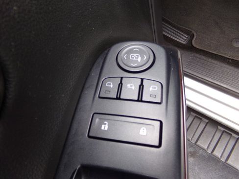 Used 2018 GMC Sierra 1500 SLT image 67