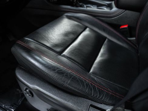 Used 2025 Dodge Durango GT AWD/4WD image 37