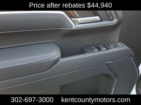 New 2026 GMC Sierra 1500 Elevation image 12