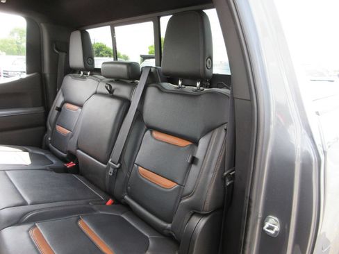 Used 2021 GMC Sierra 1500 AT4 w/ AT4 Premium Package AWD/4WD image 25