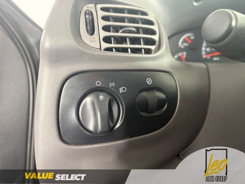 Used 2003 Ford F150 XLT RWD image 15