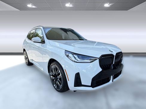 Used 2025 BMW X3 xDrive30i w/ Premium Package AWD/4WD image 7