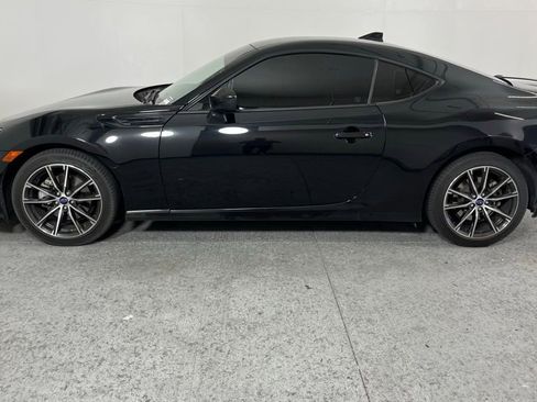 Used 2018 Subaru BRZ Premium RWD image 6