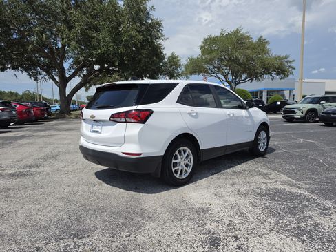 Certified 2024 Chevrolet Equinox LS FWD image 5