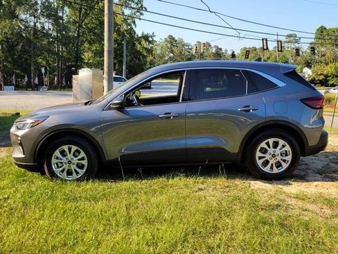Used 2024 Ford Escape Active image 5
