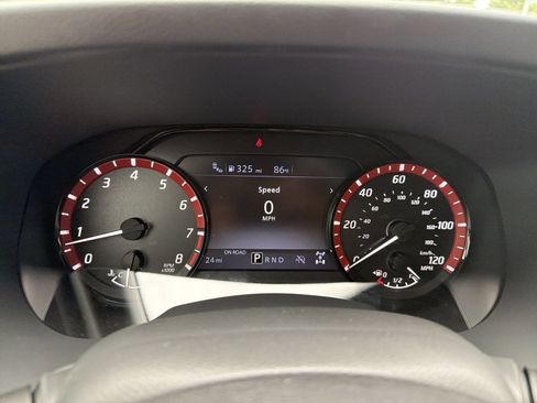New 2026 Nissan Frontier PRO-4X w/ Pro-4x Convenience Package AWD/4WD image 17