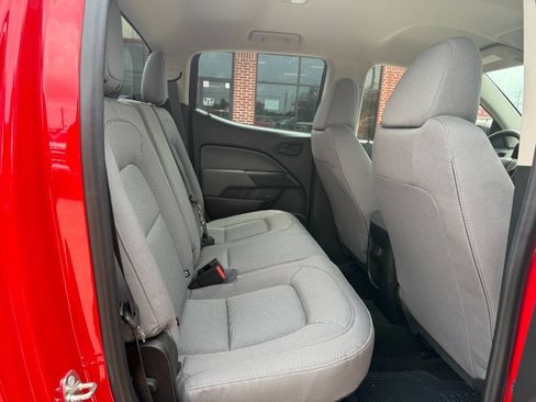 Used 2018 GMC Canyon 2WD Crew Cab w/ Convenience Package image 8