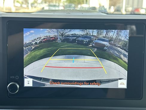 Used 2024 Toyota Tacoma SR5 w/ SR5 Upgrade Package image 38