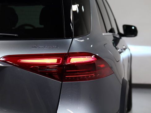 Used 2025 Mercedes-Benz GLE 350 4MATIC image 13