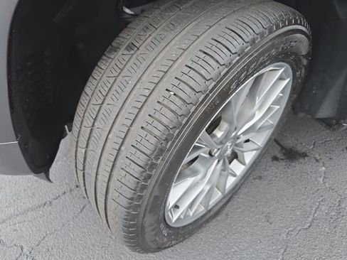 Used 2025 Jeep Grand Cherokee Summit image 35