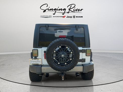 Used 2015 Jeep Wrangler Unlimited Sport AWD/4WD image 6