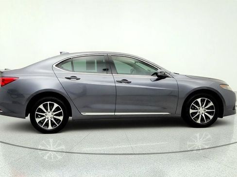 Used 2017 Acura TLX w/ Technology Package FWD image 4