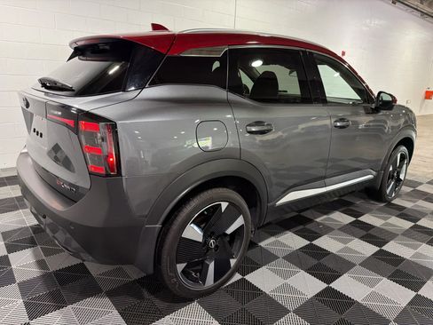 Certified 2025 Nissan Kicks SR AWD/4WD image 11
