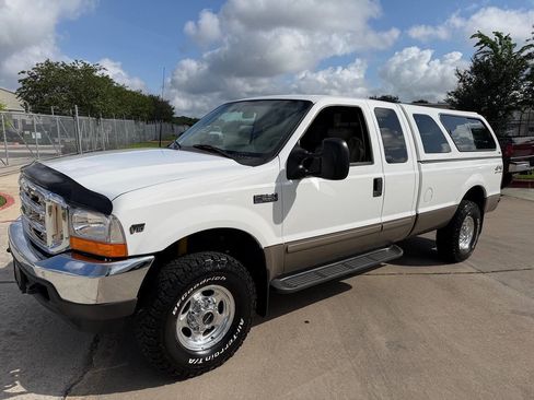 Used 2002 Ford F250 Lariat AWD/4WD image 9