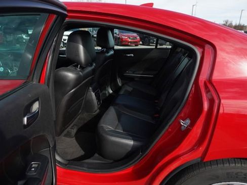 Used 2015 Dodge Charger SXT w/ AWD Plus Group image 16