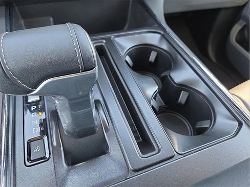 New 2025 Ford F150 Lightning Flash image 20