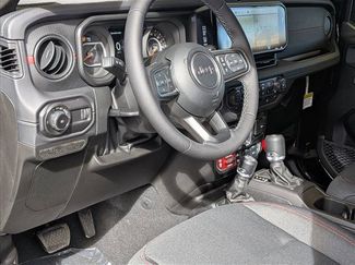 New 2026 Jeep Wrangler Unlimited Rubicon w/ Xtreme 35 Tire Package AWD/4WD video 3