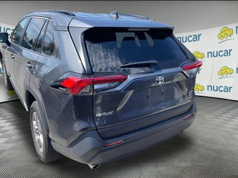 Used 2025 Toyota RAV4 XLE image 3