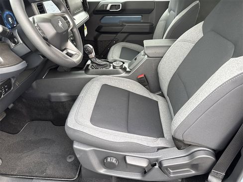 New 2025 Ford Bronco Base w/ Sasquatch Package image 9
