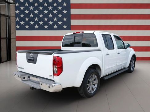 Used 2019 Nissan Frontier SL image 6