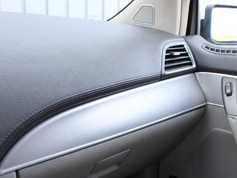 Used 2012 Lincoln MKX AWD image 21