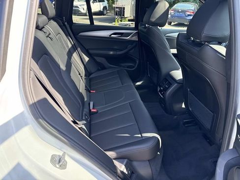 Used 2024 BMW X3 xDrive30i AWD/4WD image 11