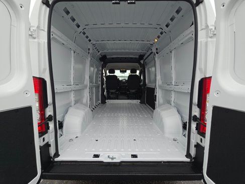 New 2026 RAM ProMaster 1500 w/ Safety Group FWD image 19