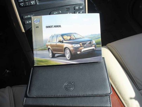 Used 2013 Volvo XC90 3.2 AWD/4WD image 23
